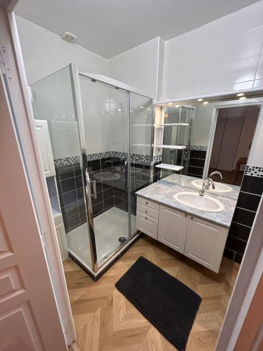 Apartment Grand Cru * Magnifique Duplex Au Coeur D'epernay Épernay